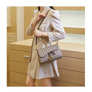 5046 WOMEN SLING BAG